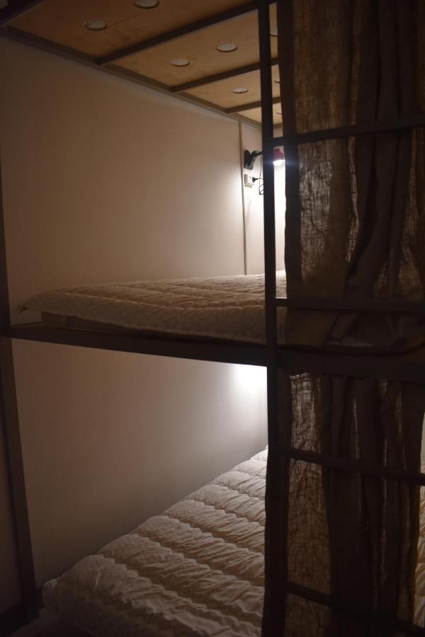 Sleep Studio Hostel 예레반 외부 사진